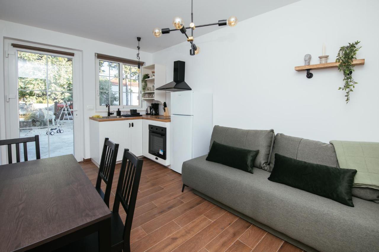 Apartmani Barbarosa Sveti Filip i Jakov Exteriör bild